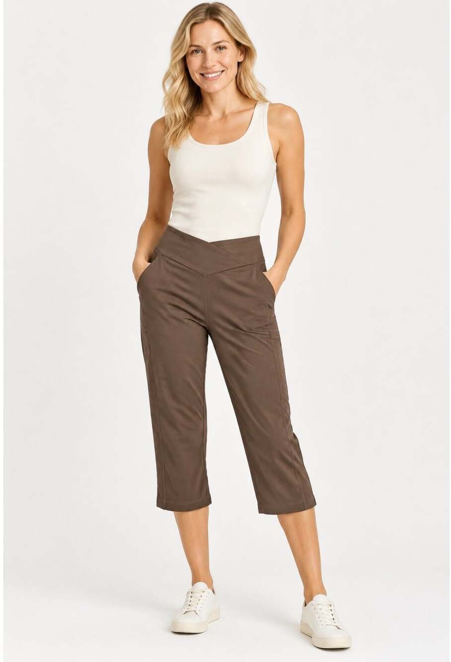 Baleaf Women's Cocoa Brown V-Waist Capri Pants with Pockets, Size S